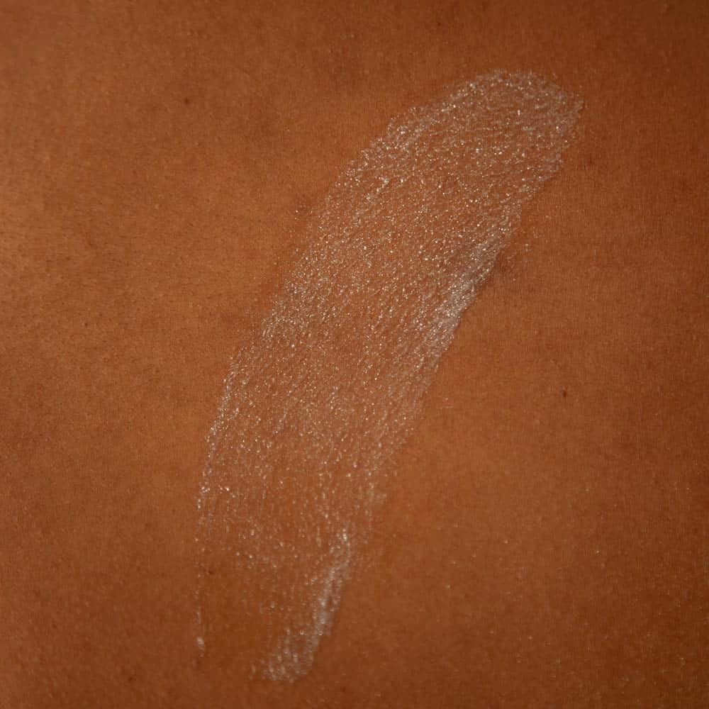 Csillogó szárazolaj hajra és bőrre